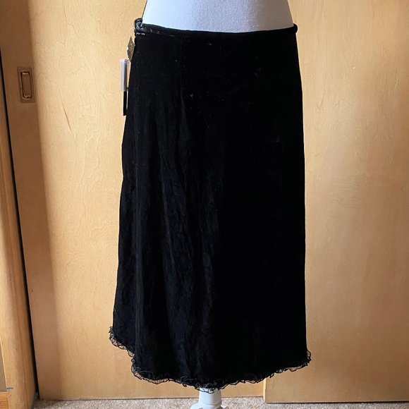 NWT Sz 8 AKS Amy K Su Black Velvet Swingy Skirt - Picture 3 of 4